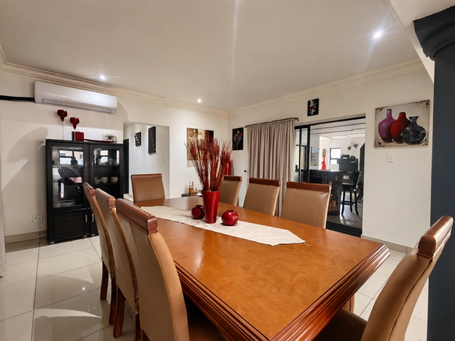 4 Bedroom Property for Sale in Buffelspoort Eco Estate North West